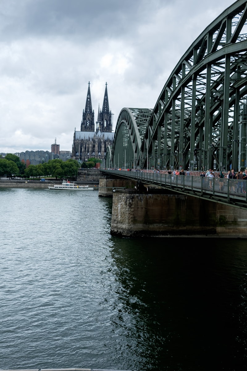 Almanya köln gezi rehberi