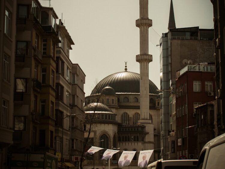 Anadolu'yu geziyorum